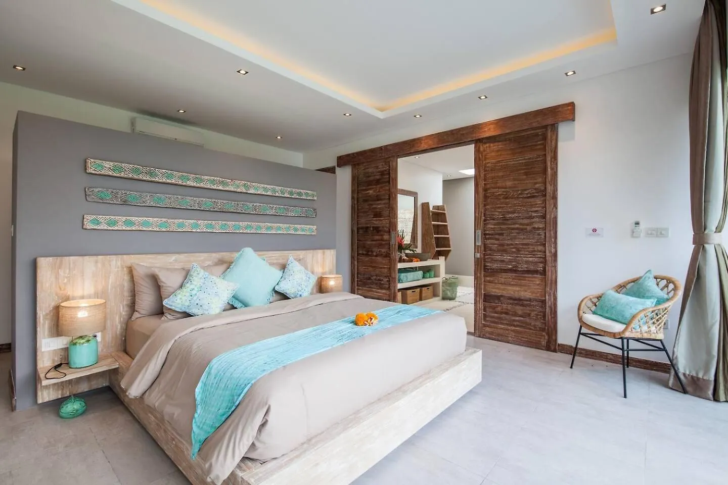 Luxurious 2 Bd Villa In Seminyak  Seminyak (Bali)